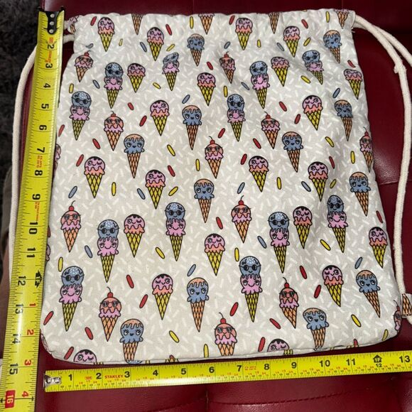 SKECHERS Fun Ice-Creams Print Drawstring Bag NWOT - Picture 6 of 10